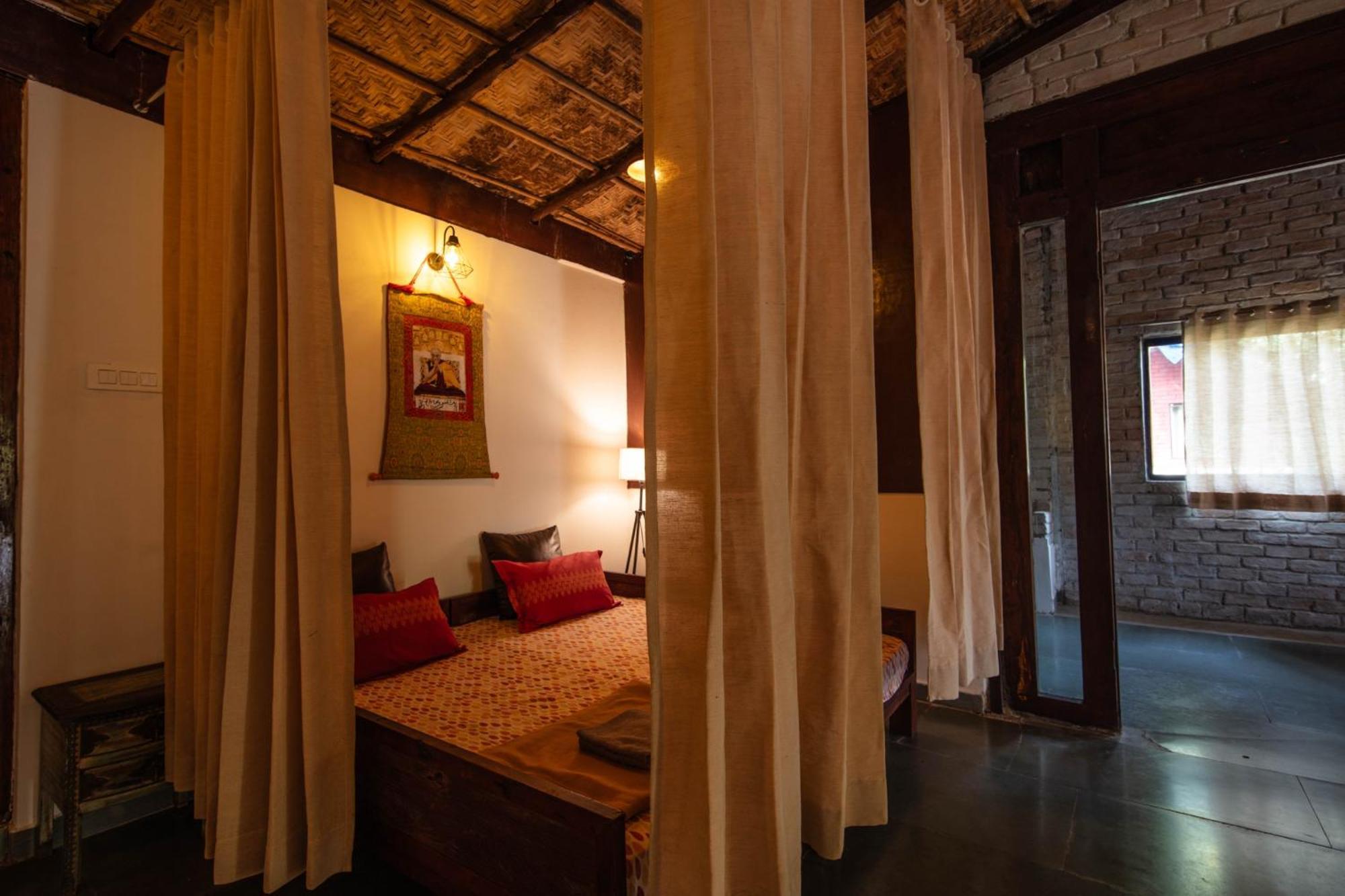 Satori Wellness Cottages I Yoga, Sauna, Ice Bath, Holistic Therapies & More Mandrem Buitenkant foto